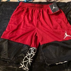 Jordan brand boys shorts.  152-153 CM